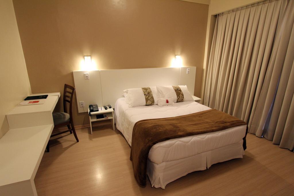 Hotel Curi Executive Pelotas Oda fotoğraf