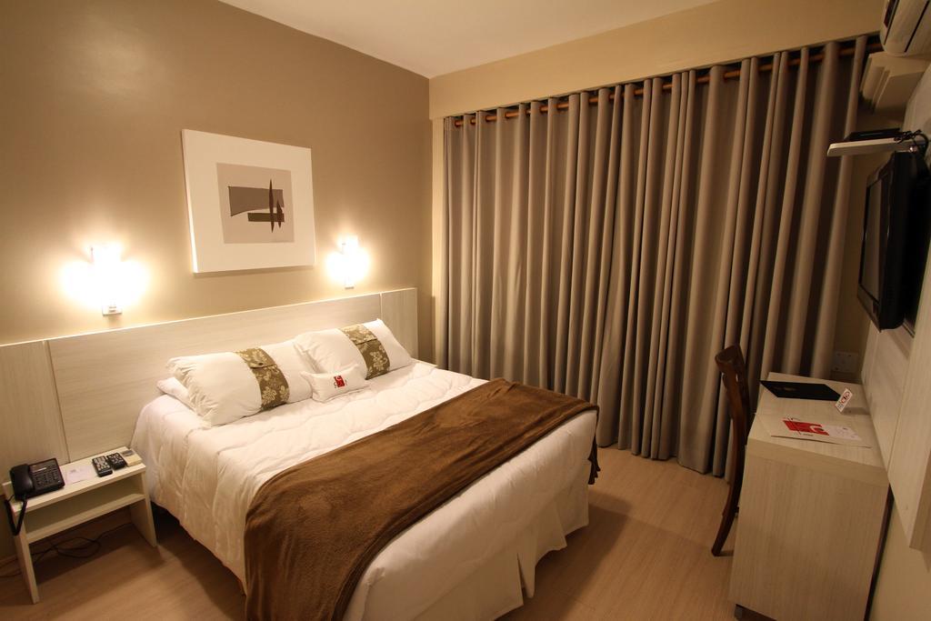 Hotel Curi Executive Pelotas Oda fotoğraf