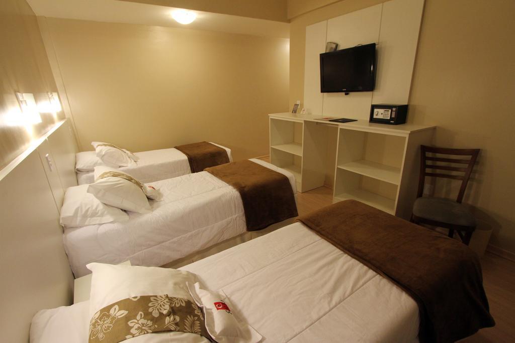 Hotel Curi Executive Pelotas Oda fotoğraf