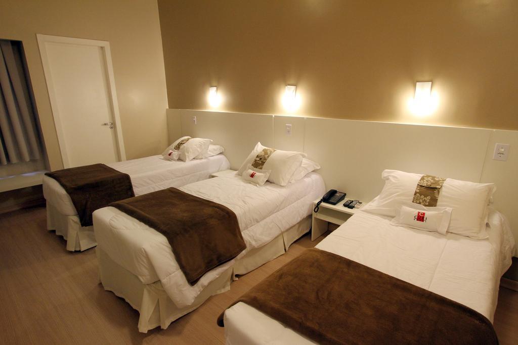Hotel Curi Executive Pelotas Oda fotoğraf