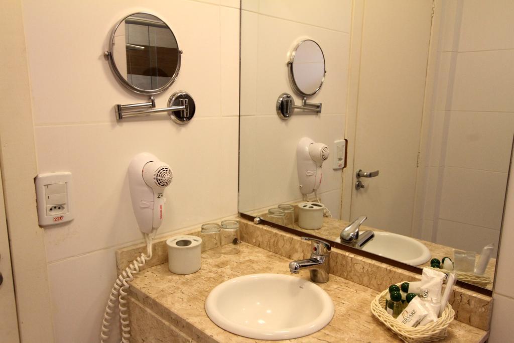 Hotel Curi Executive Pelotas Oda fotoğraf